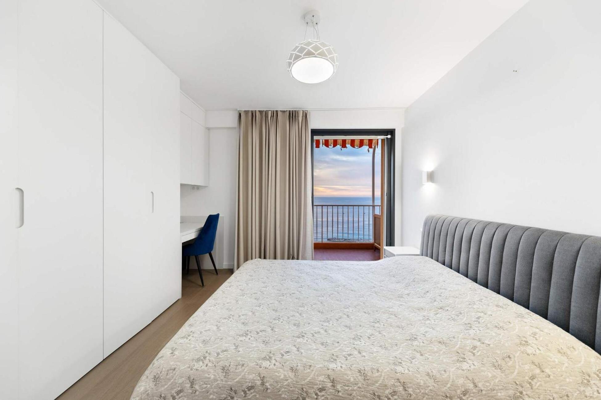 Apartment Sea-view Sunrise Close Beaches And Monaco *
